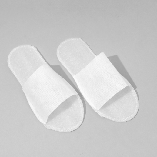 Тапочки одноразовые Антикризисные , 4 мм , белый ,№1/25/150